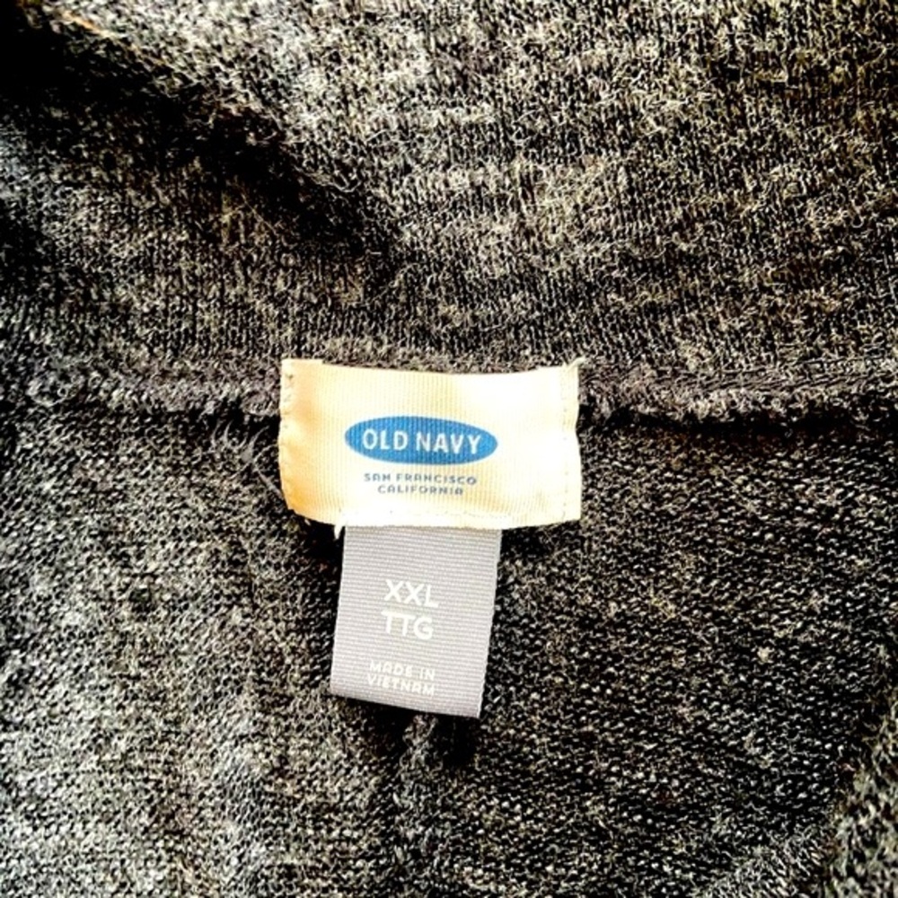 Oversized Lightweight Sweater - Picture 2 of 2